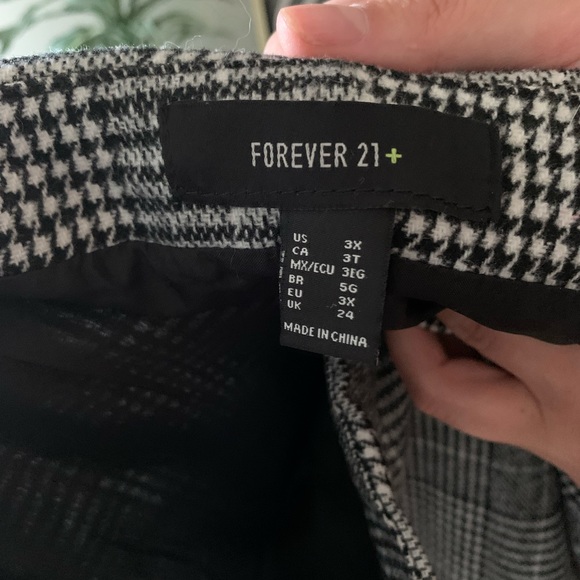 Plaid High Waisted Skirt from Forever 21 - Picture 2 of 3